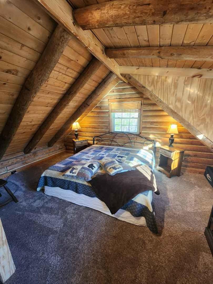 Very Private, Real Log Cabin With Hot Tub! 세비어빌 외부 사진