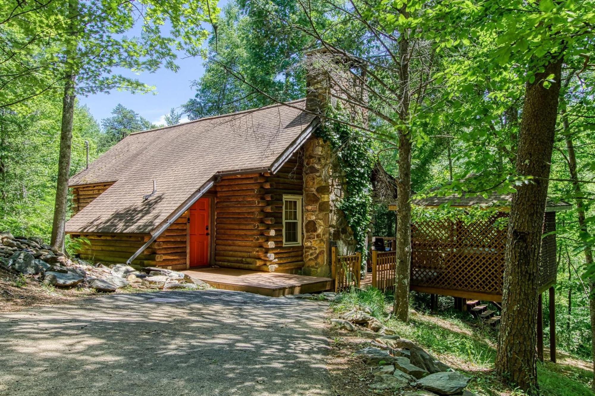 Very Private, Real Log Cabin With Hot Tub! 세비어빌 외부 사진